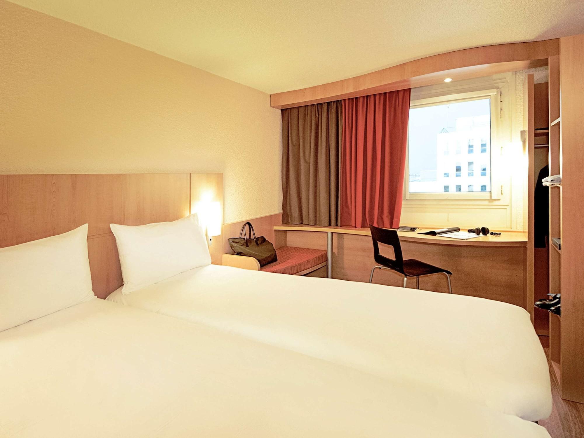 Hotel Ibis Hamburg Alsterring Zewnętrze zdjęcie